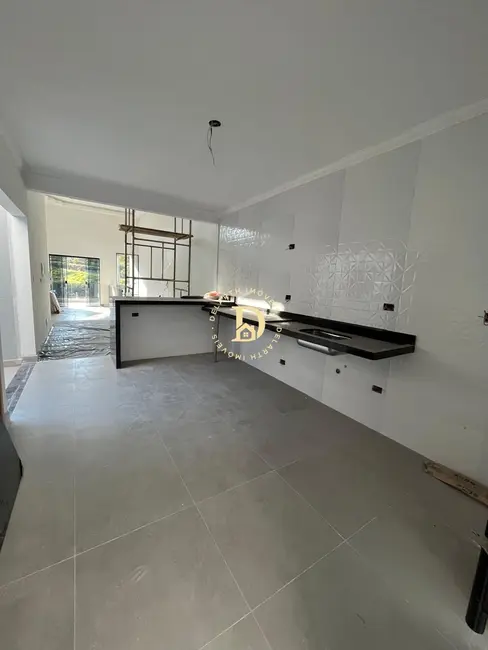 Sobrado com 3 quartos à venda, 150m2 em Sao Jose Dos Campos - SP - imagem 3 Foto 3 de Sobrado com 3 quartos à venda, 150m2 em Sao Jose Dos Campos - SP