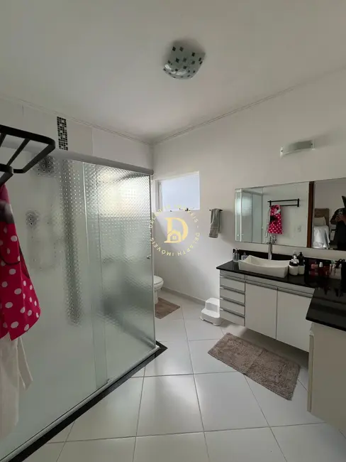 Foto 8 de Casa com 3 quartos à venda, 150m2 em Loteamento Villa Branca, Jacarei - SP