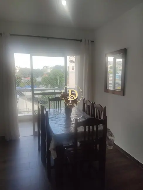 Apartamento com 3 quartos para alugar, 72m2 em Centro, Jacarei - SP - imagem 1 Foto 1 de Apartamento com 3 quartos para alugar, 72m2 em Centro, Jacarei - SP