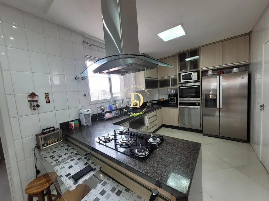Apartamento com 3 quartos à venda, 122m2 em Sao Jose Dos Campos - SP - imagem 4 Foto 4 de Apartamento com 3 quartos à venda, 122m2 em Sao Jose Dos Campos - SP