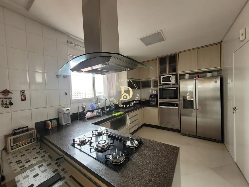 Apartamento com 3 quartos à venda, 122m2 em Sao Jose Dos Campos - SP - imagem 3 Foto 3 de Apartamento com 3 quartos à venda, 122m2 em Sao Jose Dos Campos - SP