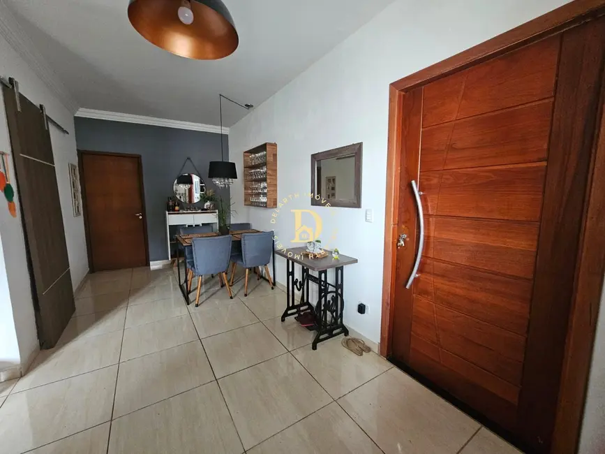 Foto 3 de Casa com 3 quartos à venda, 113m2 em Sao Jose Dos Campos - SP