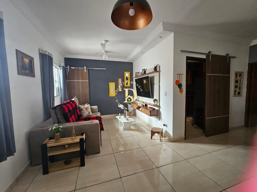 Foto 2 de Casa com 3 quartos à venda, 113m2 em Sao Jose Dos Campos - SP