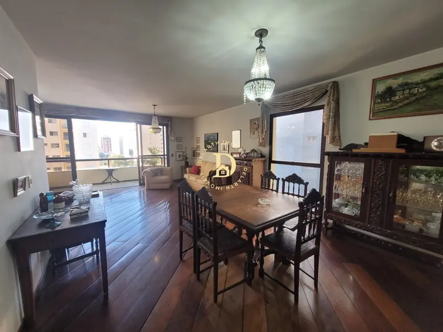 Apartamento com 3 quartos para alugar, 153m2 em Sao Jose Dos Campos - SP - imagem 2 Foto 2 de Apartamento com 3 quartos para alugar, 153m2 em Sao Jose Dos Campos - SP