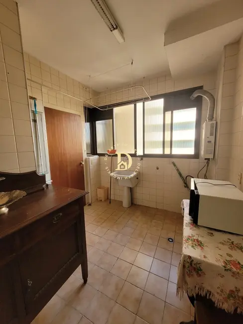 Apartamento com 3 quartos para alugar, 153m2 em Sao Jose Dos Campos - SP - imagem 7 Foto 7 de Apartamento com 3 quartos para alugar, 153m2 em Sao Jose Dos Campos - SP