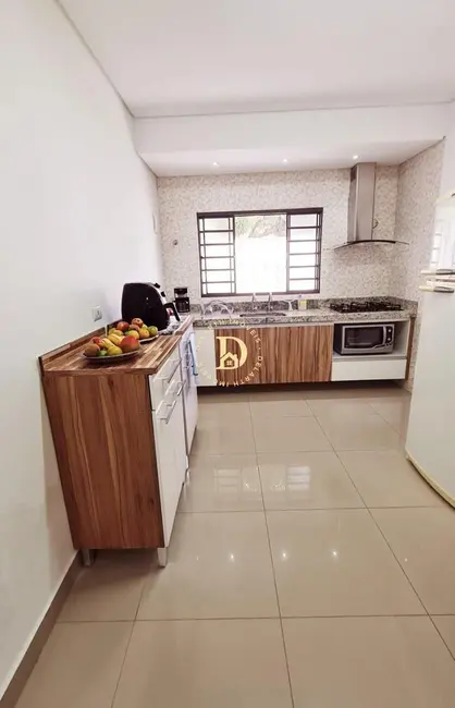 Foto 4 de Casa com 3 quartos à venda, 145m2 em Sao Jose Dos Campos - SP