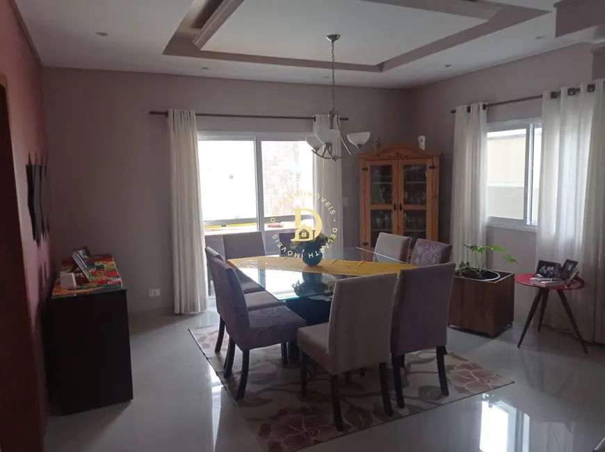 Foto 1 de Casa de Condomínio com 4 quartos à venda, 284m2 em Jacarei - SP