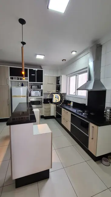 Apartamento com 3 quartos à venda, 122m2 em Sao Jose Dos Campos - SP - imagem 4 Foto 4 de Apartamento com 3 quartos à venda, 122m2 em Sao Jose Dos Campos - SP