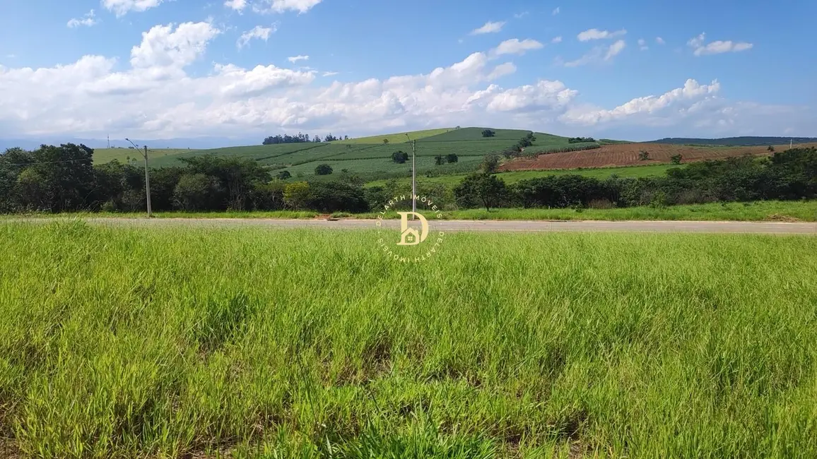 Foto 2 de Terreno / Lote à venda, 158m2 em Tijuco Preto, Cacapava - SP