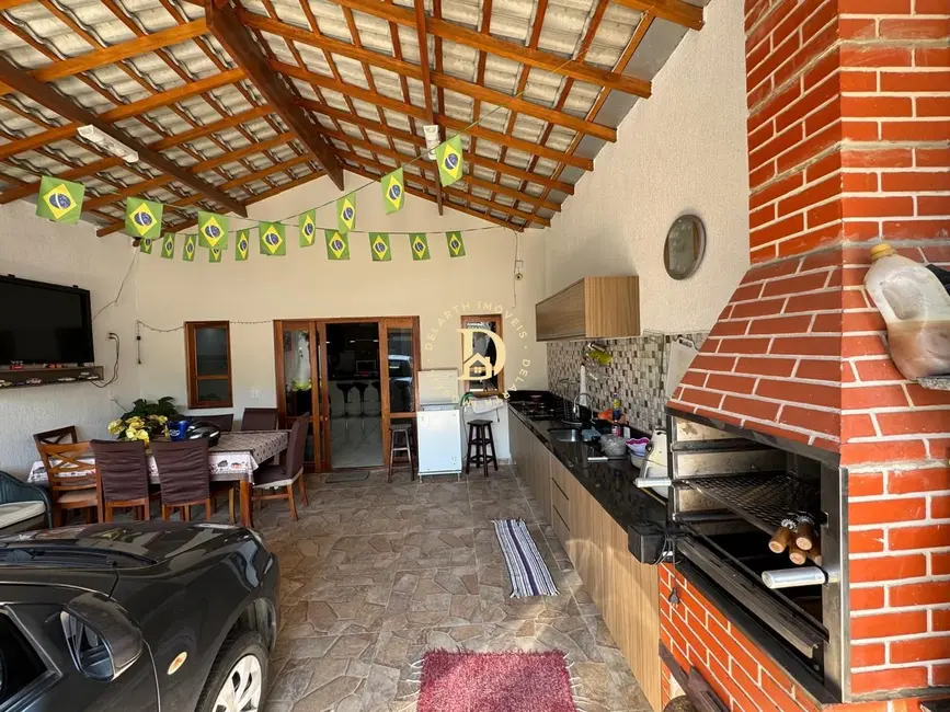 Foto 2 de Sobrado com 3 quartos à venda, 175m2 em Sao Jose Dos Campos - SP