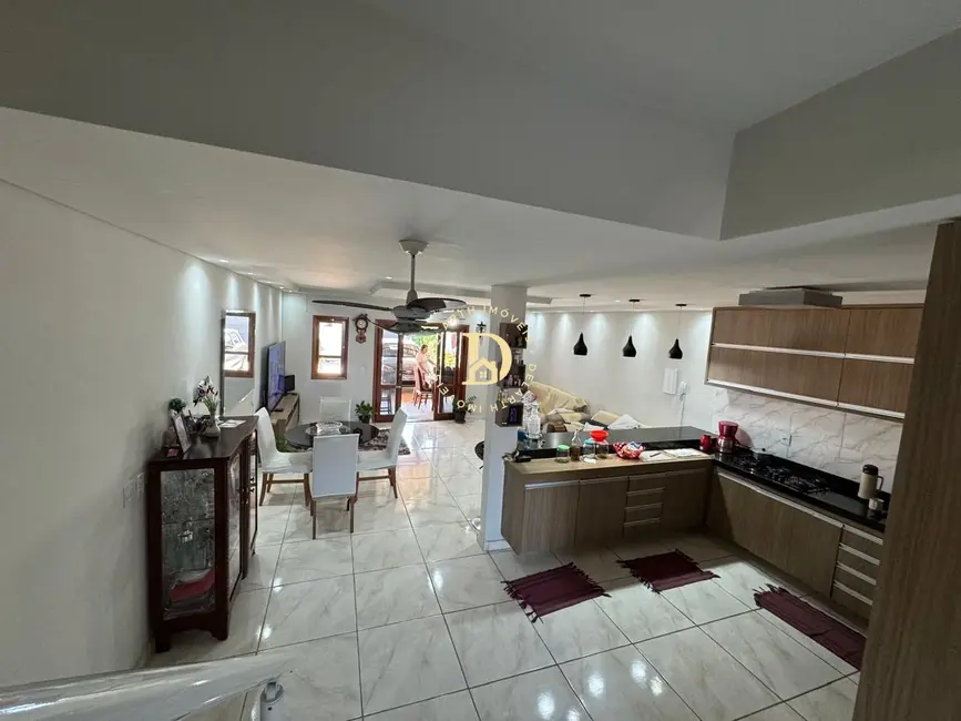 Foto 6 de Sobrado com 3 quartos à venda, 175m2 em Sao Jose Dos Campos - SP