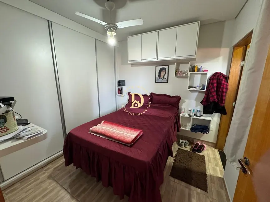 Foto 8 de Sobrado com 3 quartos à venda, 175m2 em Sao Jose Dos Campos - SP