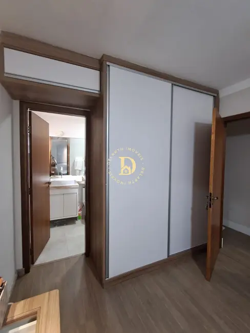 Foto 9 de Casa com 3 quartos à venda, 130m2 em Sao Jose Dos Campos - SP