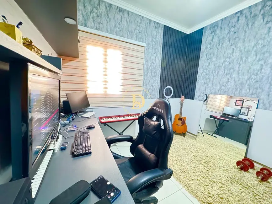 Foto 9 de Casa com 3 quartos à venda, 120m2 em Loteamento Villa Branca, Jacarei - SP