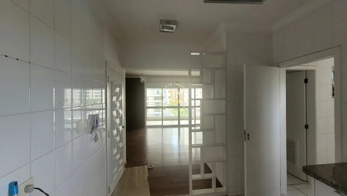 Apartamento com 3 quartos para alugar, 142m2 em Sao Jose Dos Campos - SP - imagem 4 Foto 4 de Apartamento com 3 quartos para alugar, 142m2 em Sao Jose Dos Campos - SP