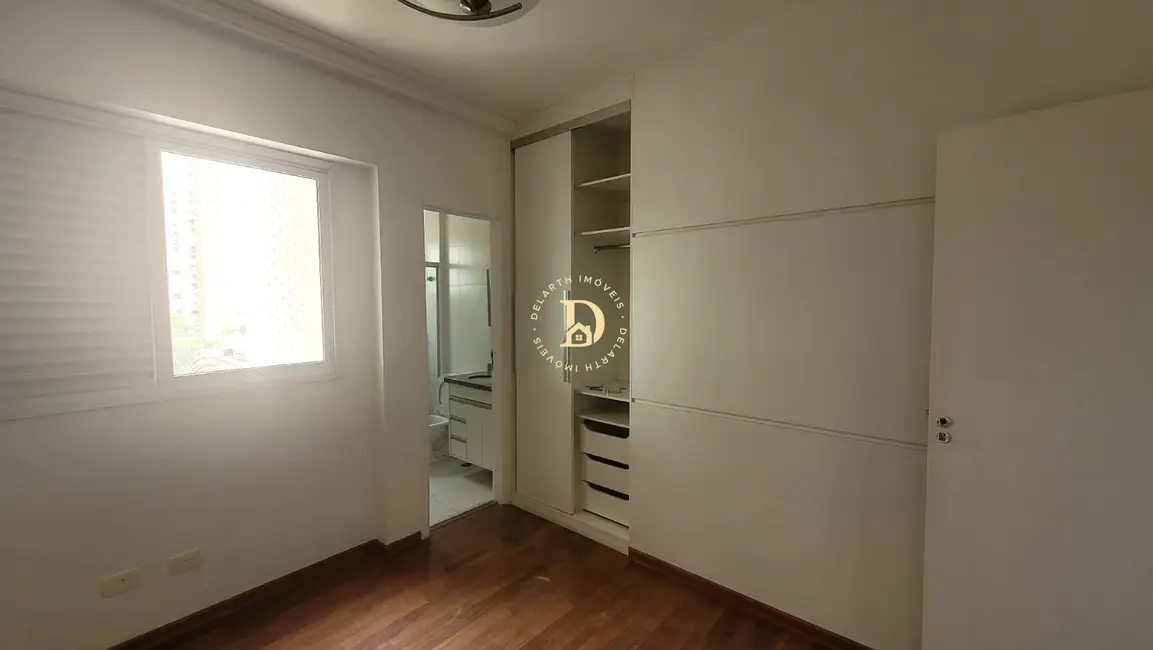 Apartamento com 3 quartos para alugar, 142m2 em Sao Jose Dos Campos - SP - imagem 5 Foto 5 de Apartamento com 3 quartos para alugar, 142m2 em Sao Jose Dos Campos - SP