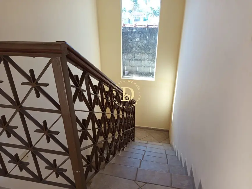 Foto 9 de Sobrado com 3 quartos à venda, 212m2 em Indaiá, Caraguatatuba - SP