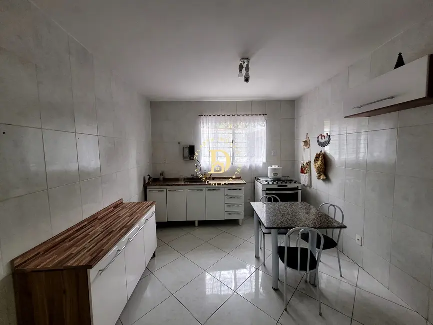 Foto 9 de Sobrado com 3 quartos para alugar, 120m2 em Sao Jose Dos Campos - SP