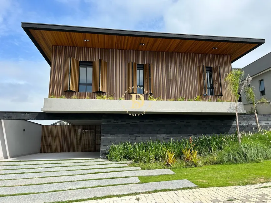 Foto 1 de Casa de Condomínio com 4 quartos à venda, 600m2 em Sao Jose Dos Campos - SP