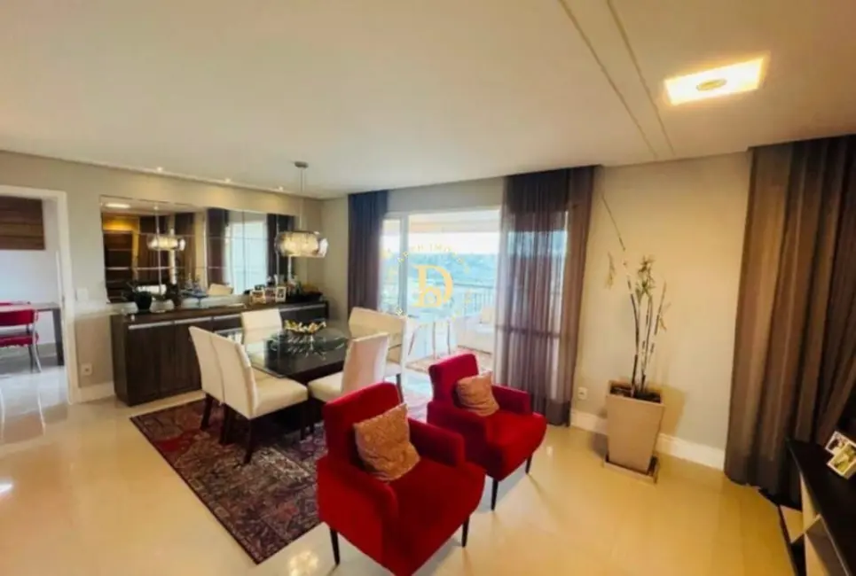 Apartamento com 4 quartos à venda, 194m2 em Sao Jose Dos Campos - SP - imagem 2 Foto 2 de Apartamento com 4 quartos à venda, 194m2 em Sao Jose Dos Campos - SP