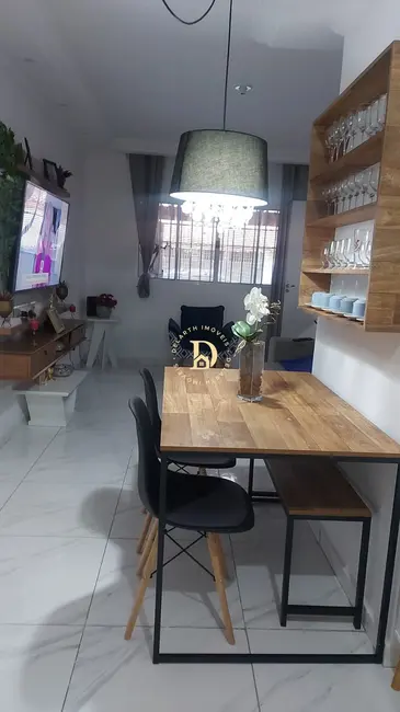 Foto 3 de Casa com 3 quartos à venda, 75m2 em Sao Jose Dos Campos - SP
