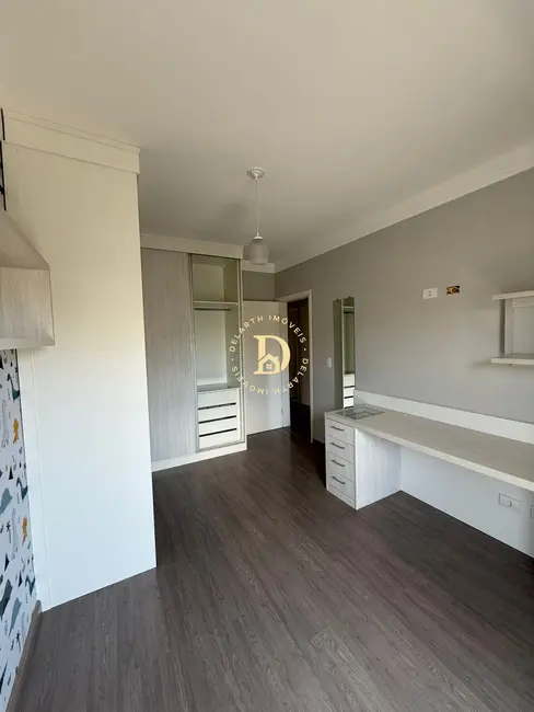 Casa de Condomínio com 4 quartos para alugar, 233m2 em Sao Jose Dos Campos - SP - imagem 8 Foto 8 de Casa de Condomínio com 4 quartos para alugar, 233m2 em Sao Jose Dos Campos - SP