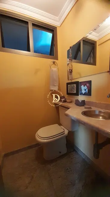 Apartamento com 4 quartos para alugar, 168m2 em Sao Jose Dos Campos - SP - imagem 5 Foto 5 de Apartamento com 4 quartos para alugar, 168m2 em Sao Jose Dos Campos - SP