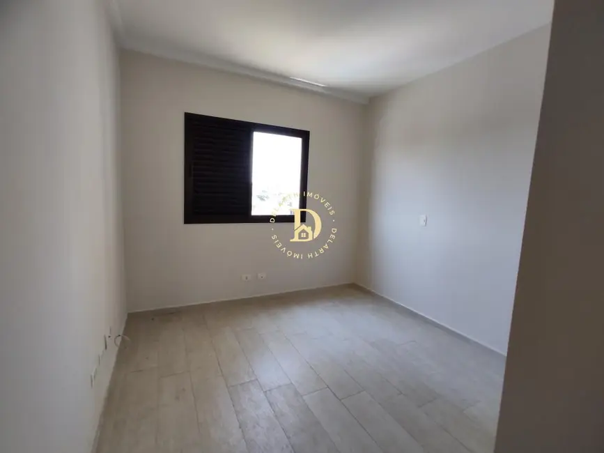 Apartamento com 4 quartos para alugar, 118m2 em Sao Jose Dos Campos - SP - imagem 8 Foto 8 de Apartamento com 4 quartos para alugar, 118m2 em Sao Jose Dos Campos - SP