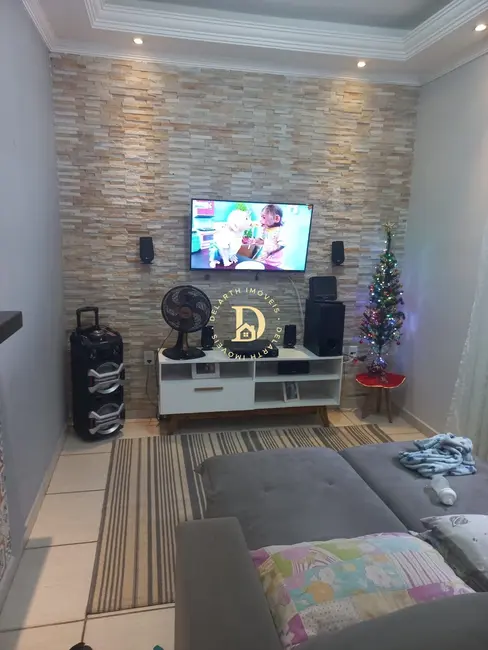 Foto 1 de Casa com 2 quartos à venda, 68m2 em Sao Jose Dos Campos - SP