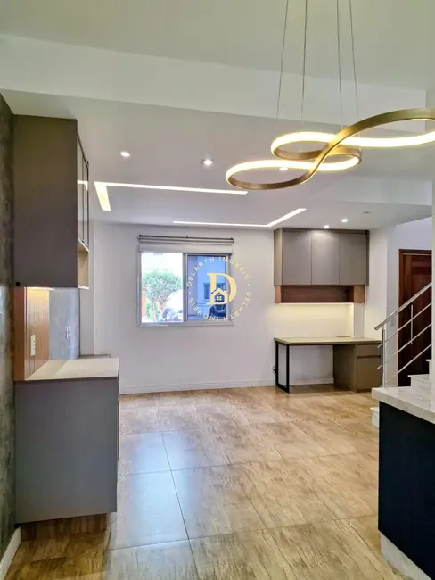 Foto 2 de Casa de Condomínio com 3 quartos à venda, 105m2 em Sao Jose Dos Campos - SP