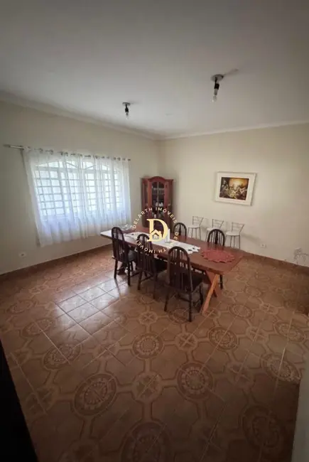 Foto 1 de Sobrado com 4 quartos à venda, 250m2 em Sao Jose Dos Campos - SP