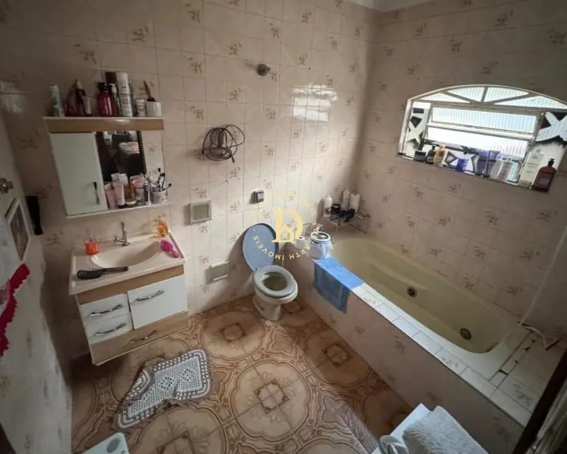 Foto 6 de Sobrado com 4 quartos à venda, 250m2 em Sao Jose Dos Campos - SP