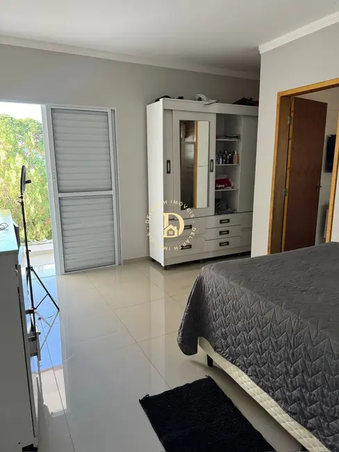 Foto 9 de Sobrado com 4 quartos à venda, 143m2 em Sao Jose Dos Campos - SP