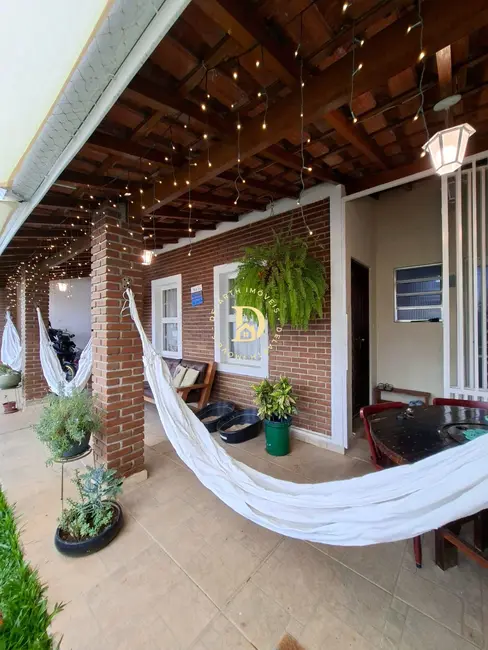 Foto 1 de Casa com 4 quartos à venda, 110m2 em Sao Jose Dos Campos - SP