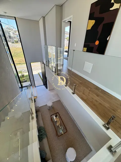 Casa de Condomínio com 4 quartos à venda, 244m2 em Sao Jose Dos Campos - SP - imagem 5 Foto 5 de Casa de Condomínio com 4 quartos à venda, 244m2 em Sao Jose Dos Campos - SP