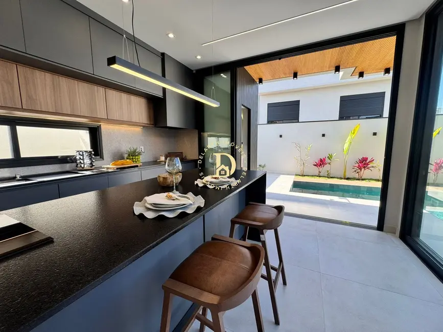 Casa de Condomínio com 4 quartos à venda, 244m2 em Sao Jose Dos Campos - SP - imagem 7 Foto 7 de Casa de Condomínio com 4 quartos à venda, 244m2 em Sao Jose Dos Campos - SP