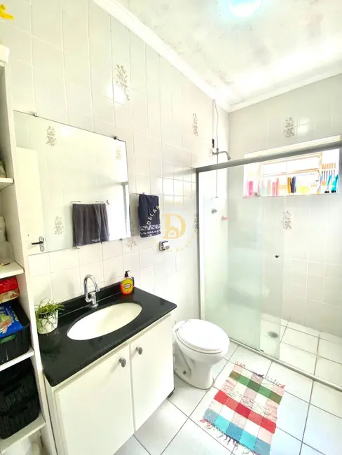 Foto 8 de Casa com 4 quartos à venda, 230m2 em Sao Jose Dos Campos - SP