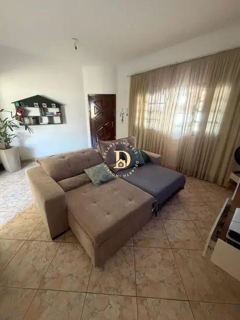 Foto 3 de Casa com 3 quartos à venda, 102m2 em Loteamento Villa Branca, Jacarei - SP