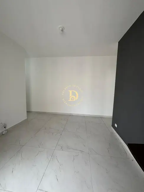 Foto 2 de Apartamento com 2 quartos para alugar, 52m2 em Pagador de Andrade, Jacarei - SP