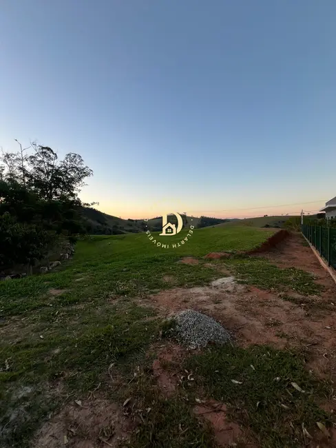 Terreno / Lote à venda, 1600m2 em Jambeiro - SP - imagem 3 Foto 3 de Terreno / Lote à venda, 1600m2 em Jambeiro - SP