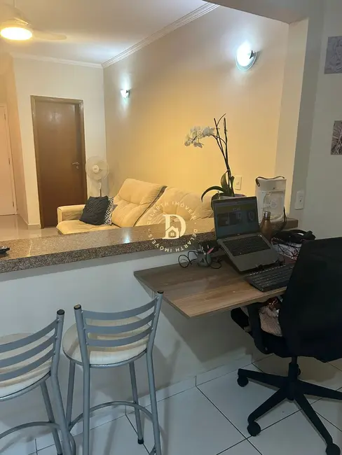 Foto 3 de Casa de Condomínio com 2 quartos à venda, 150m2 em Jardim Santa Maria, Jacarei - SP