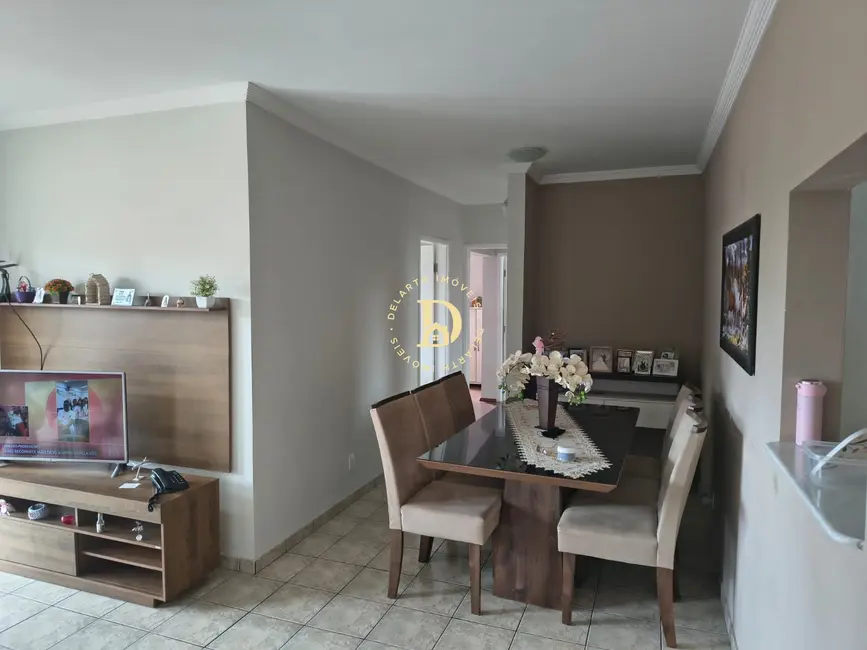 Foto 2 de Apartamento com 2 quartos à venda, 68m2 em Sao Jose Dos Campos - SP