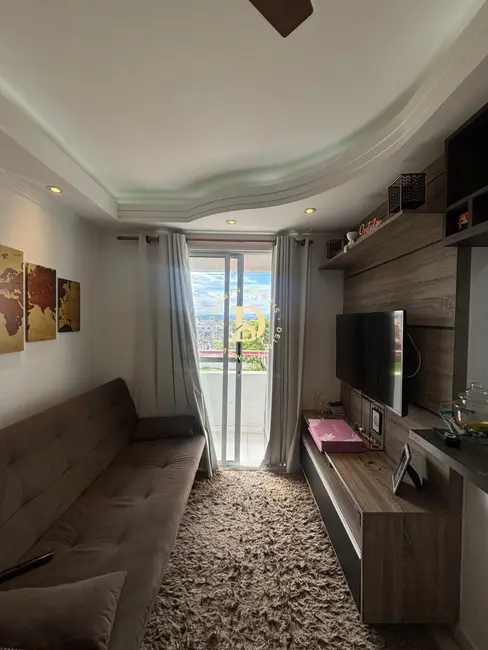 Foto 1 de Apartamento com 2 quartos para alugar, 48m2 em Loteamento Villa Branca, Jacarei - SP