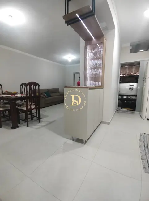 Foto 3 de Casa com 2 quartos à venda, 140m2 em Parque Itamarati, Jacarei - SP