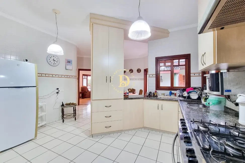 Foto 5 de Casa de Condomínio com 4 quartos à venda, 239m2 em Sao Jose Dos Campos - SP