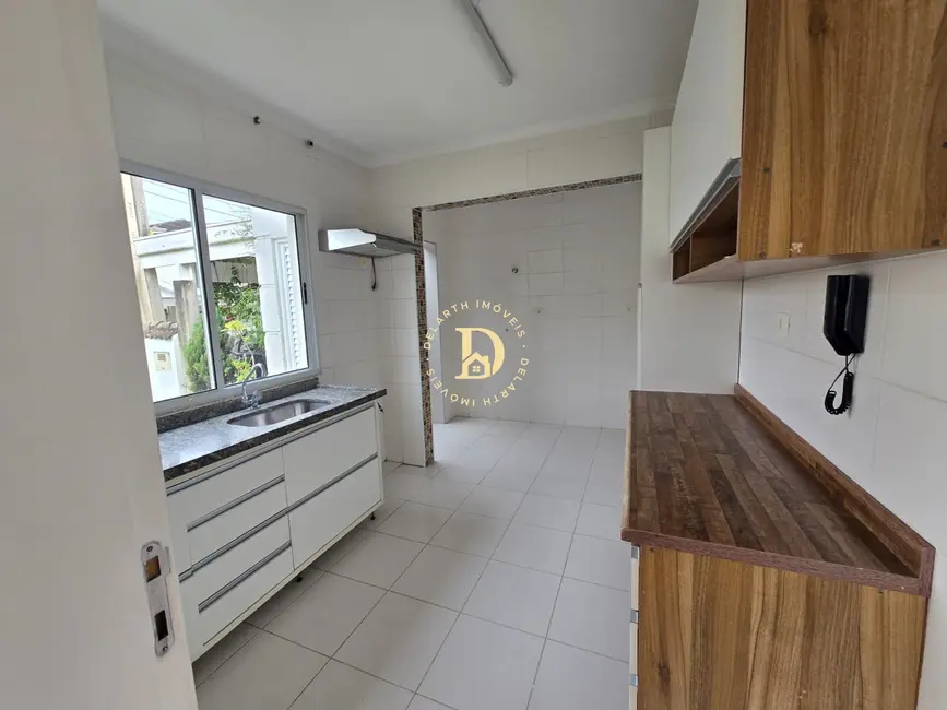 Casa de Condomínio com 3 quartos para alugar, 110m2 em Jacarei - SP - imagem 1 Foto 1 de Casa de Condomínio com 3 quartos para alugar, 110m2 em Jacarei - SP