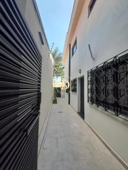 Foto 5 de Casa com 6 quartos para alugar, 330m2 em Sao Jose Dos Campos - SP