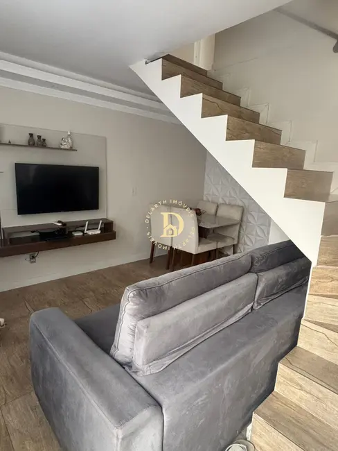 Foto 1 de Casa de Condomínio com 2 quartos à venda, 58m2 em Sao Jose Dos Campos - SP