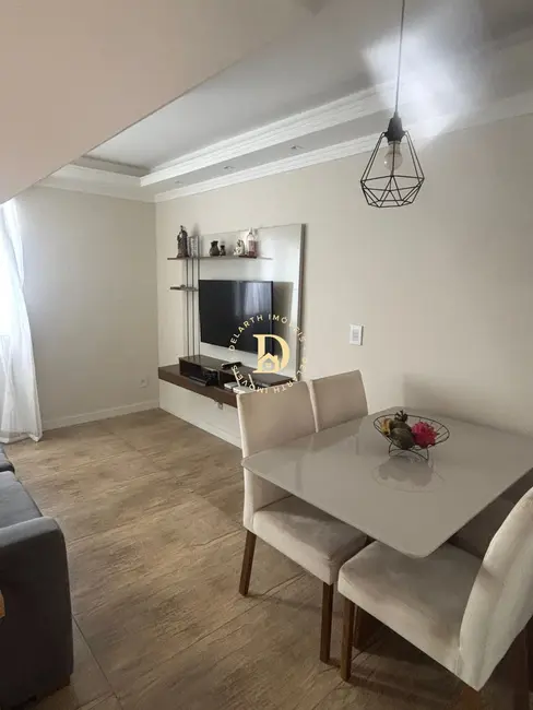 Foto 2 de Casa de Condomínio com 2 quartos à venda, 58m2 em Sao Jose Dos Campos - SP