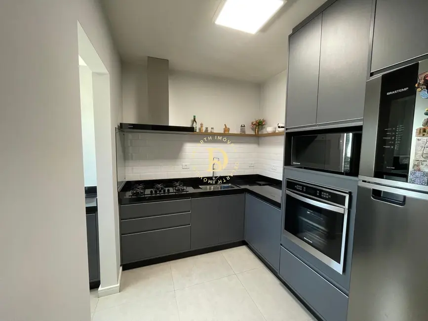 Foto 2 de Apartamento com 2 quartos à venda, 82m2 em Sao Jose Dos Campos - SP